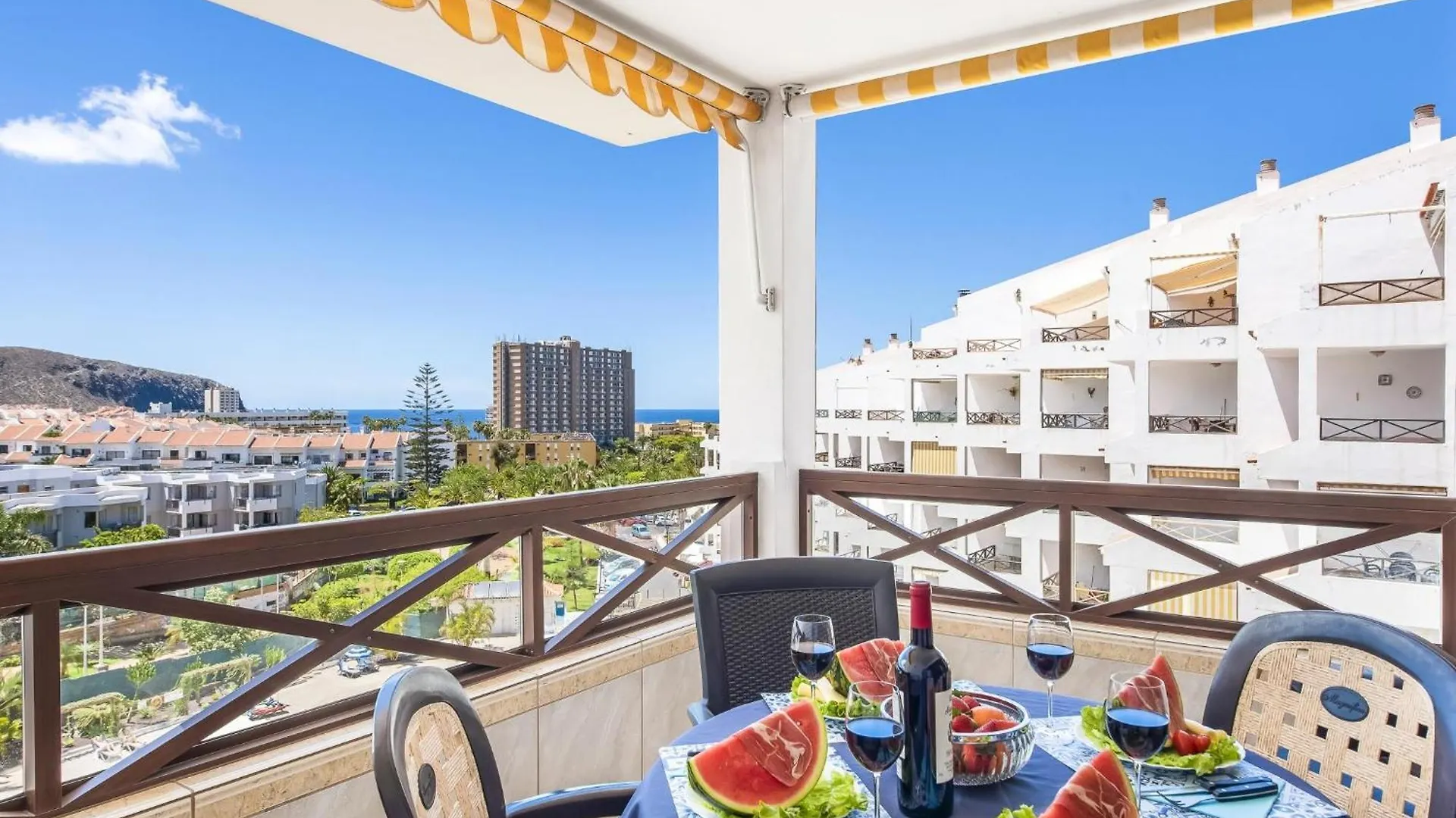 228 Chic studio 'San Marino' Spectacular terrace Los Cristianos  Los Cristianos (Tenerife)