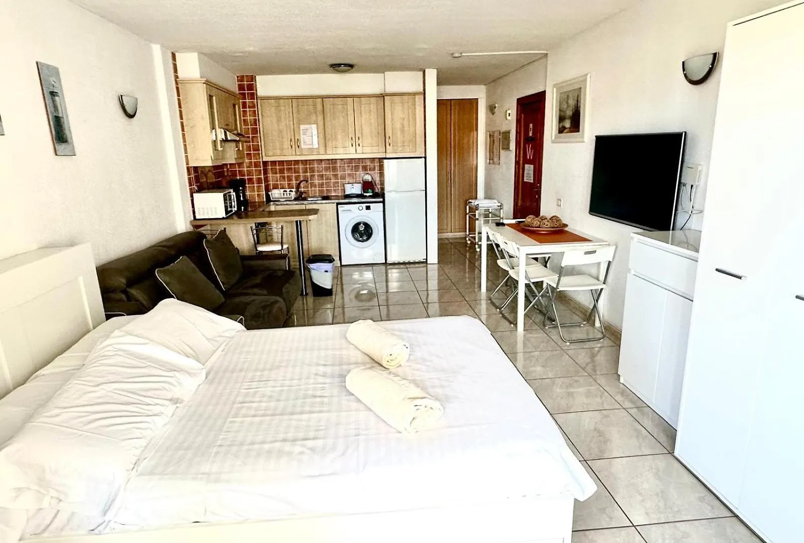 228 Chic Studio 'San Marino' Spectacular Terrace Los Cristianos  Los Cristianos (Tenerife)