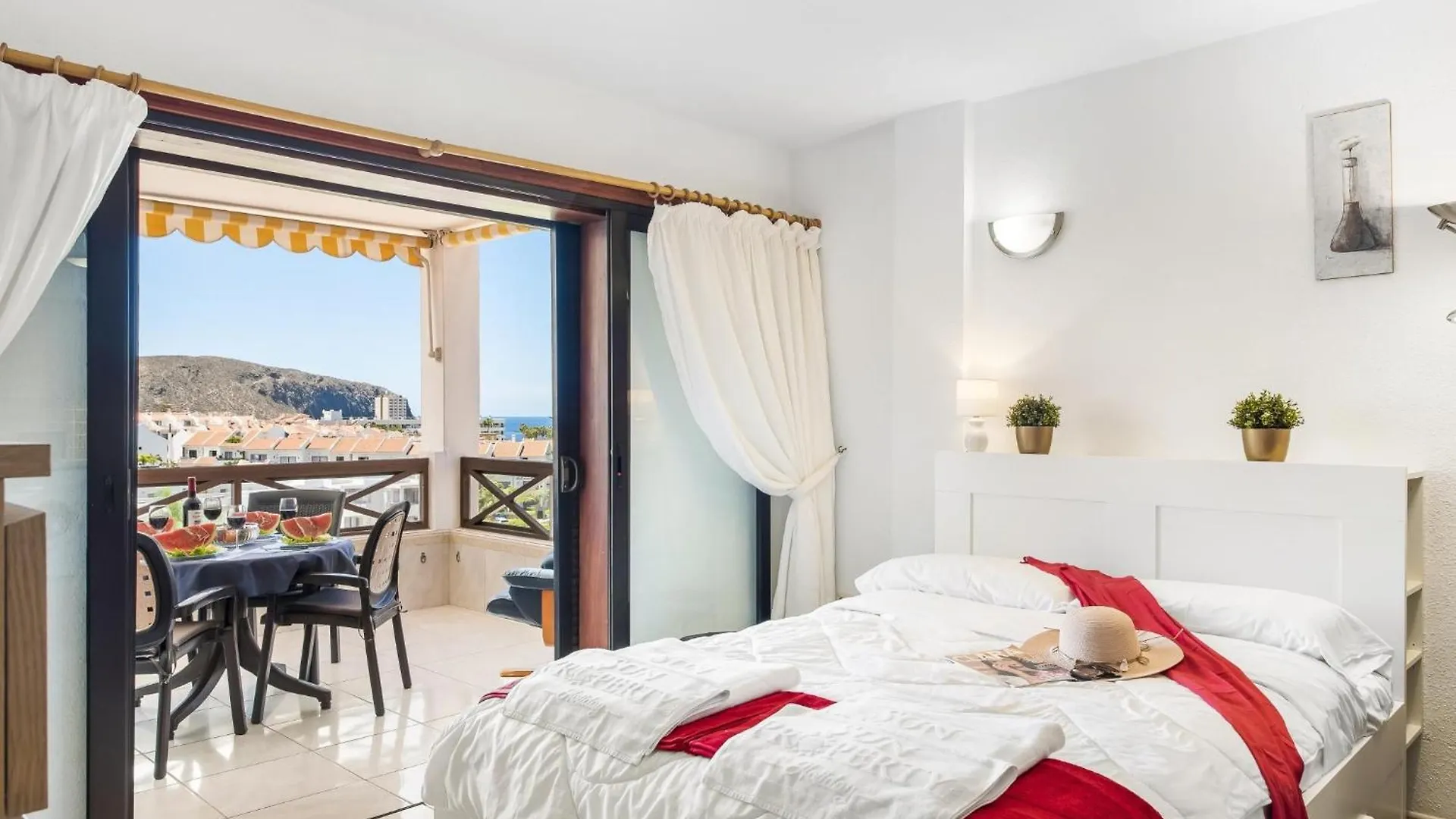Appartamento 228 Chic Studio 'San Marino' Spectacular Terrace Los Cristianos